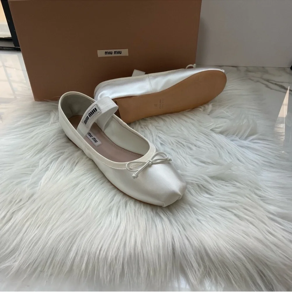 Miu Miu Women’s White Ballet - Picture 4 of 4